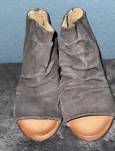 Miz Mooz Taupe Suede Leather Peep-Toe Booties Women’s 6.5 Worn One Time EUC - Picture 1 of 7