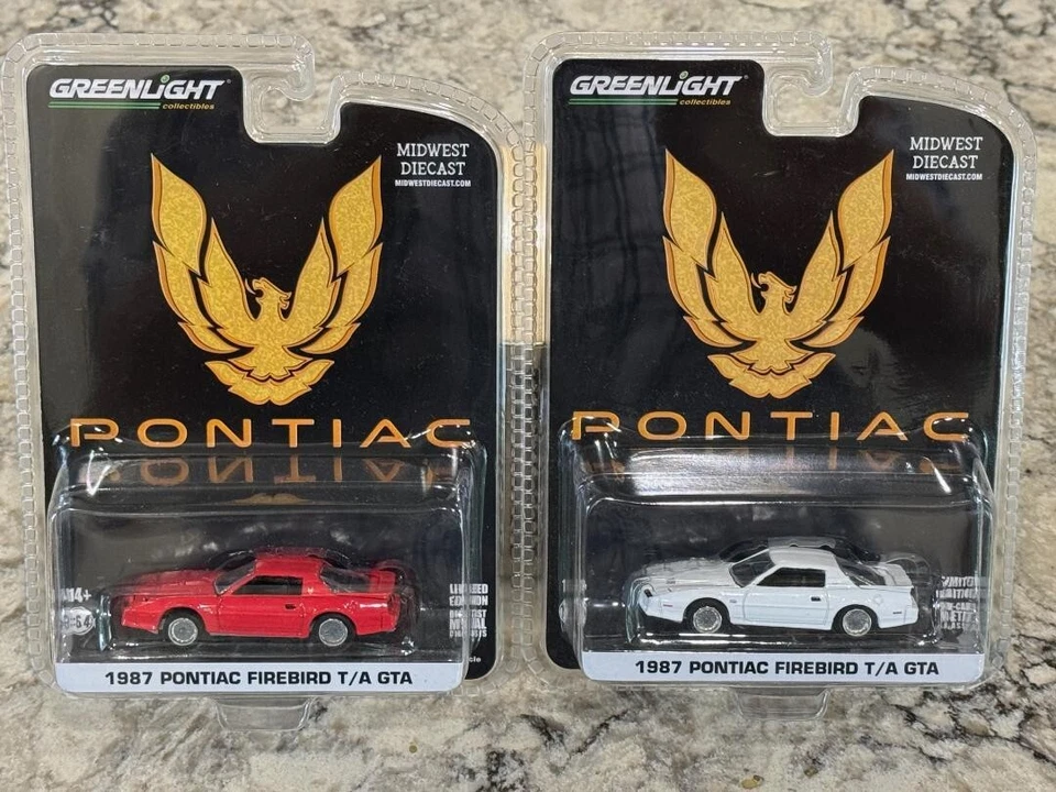 Greenlight 1987 Pontiac Firebird GTA Set 1/64 Red & White Midwest Exclusive - Image 1 of 1