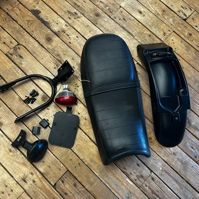 Selim de pedra especial original Moto Guzzi V7, assento. bom estado usado - Imagem 1 de 4