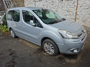 Interruttore Pericolo Citroen Berlingo Mk2 Multispazio Hdi Vtr 5dr Mpv 2010-2018  - Foto 1 di 19