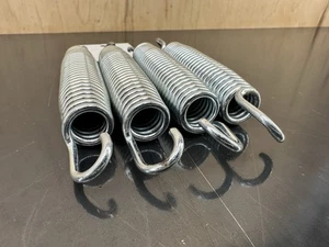 Tensionatore catene trattore pneumatici neve hobby molle cavallo rimbalzanti usate 4 pezzi e altro - Foto 1 di 14