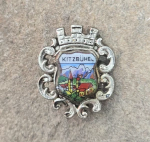 Kitzbühel Österreich Reise Schild Wappen Stadt Vintage Oktoberfest Ansteck Hut Pin - Bild 1 von 3