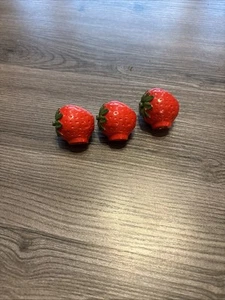 Lot Of 3 Vintage Sparkly Strawberry Resin Drawer Handle Pulls / Knobs - Picture 1 of 4