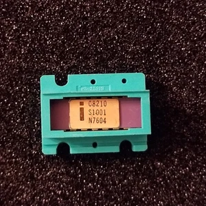 Controlador de cerámica dorado Intel C8210 vintage para C2107 C8107 Ram, nunca usado. ¡Raro! - Imagen 1 de 3