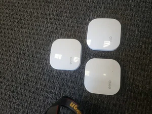 3-Pack eero Pro B010001 2nd Gen Tri-Band Mesh Router - White No Cord - Picture 1 of 3