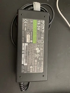 sony ac adapter vgp-ac19v10 - Picture 1 of 1