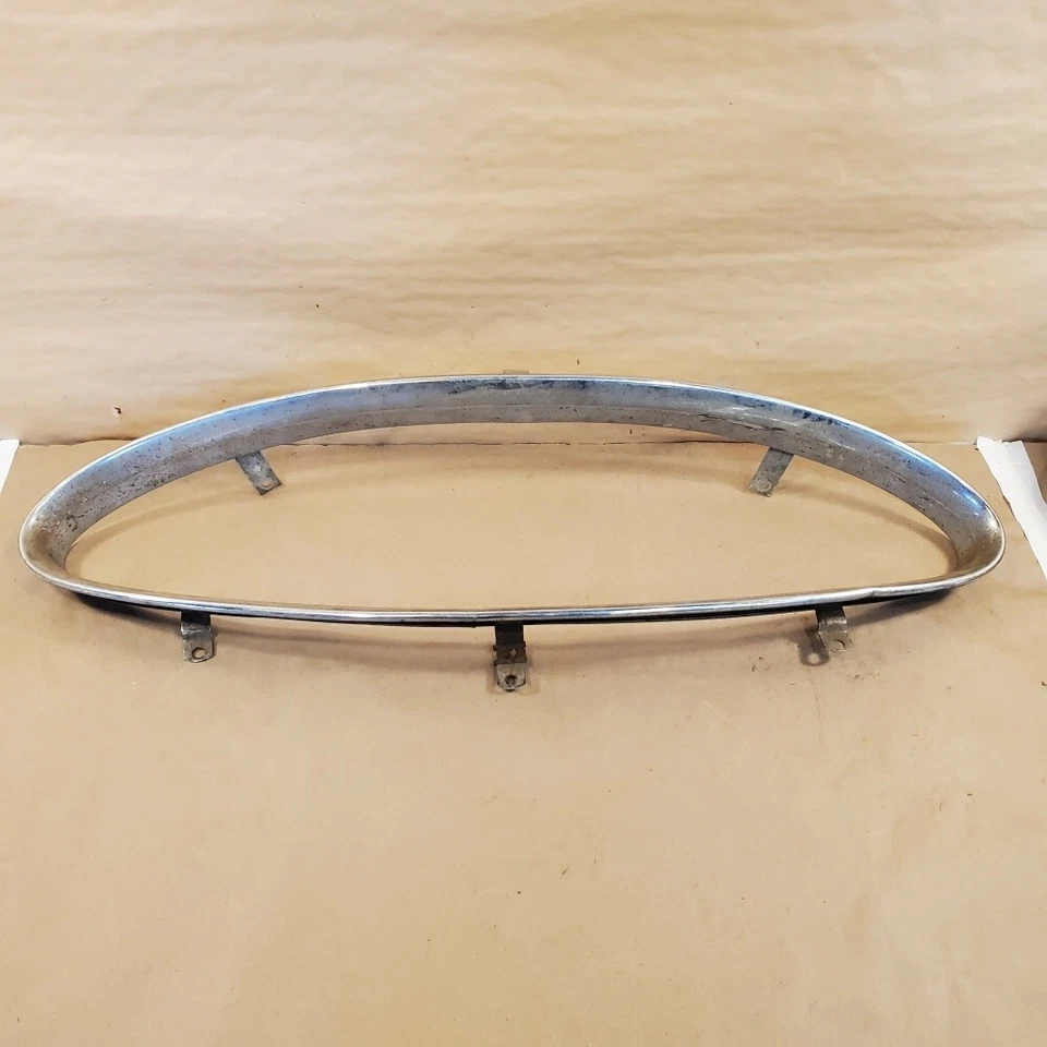 Austin Healey 100-6 3000 rejilla envolvente cromo moldura OEM 031-361 Foto 1 de 4