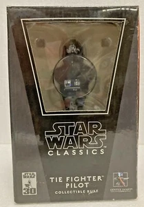 Gentle Giant Star Wars 2007 Tie fighter Pilot Bust IAB011923 MIB New - Picture 1 of 9