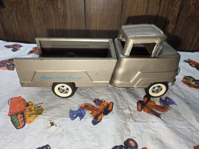 Rare Vintage Original Strutco Snub Nose Pines Resort Truck W/Mirrors - Image 1 of 4