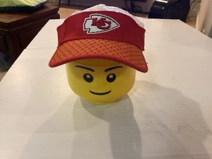 Kansas City Chiefs NUEVA ERA Rojo Visera Ajustable Sombrero con LOGO - Genial - Imagen 1 de 10