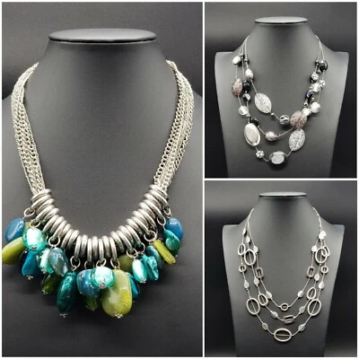 Lote de collar NY & Co cadena tono plata multi hilo vidrio turquesa cuentas 20"  Foto 1 de 4