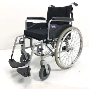 Rollstuhl Invacare Action 1 NG Faltrollstuhl Sb. 45 cm Transferrollstuhl K4861 - Bild 1 von 10
