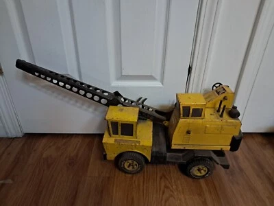 复古 Tonka Mighty Crane No 翻盖式 Bucket ~ 大号 18 英寸钢制卡车  — 第 1/4 张图片