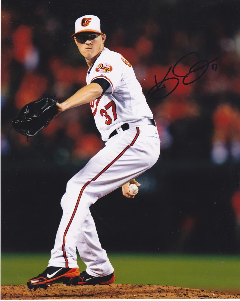 Kevin Gausman Baltimore Orioles Acción Firmado 8x10 Foto 1 de 1