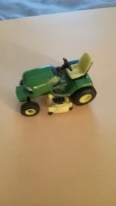 Ertl Toys - Die Cast Metal/Plastic John Deere Toy Lawn Mower - Picture 1 of 4
