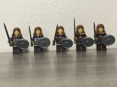 5 Lego Wolfpack Knight Minifigures - Image 1 of 3