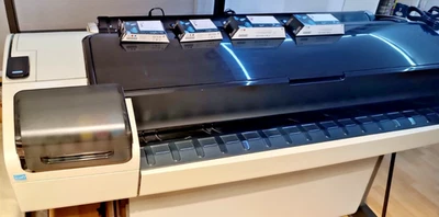 HP Designjet T1300-PostScript-Drucker - Bild 1 von 4