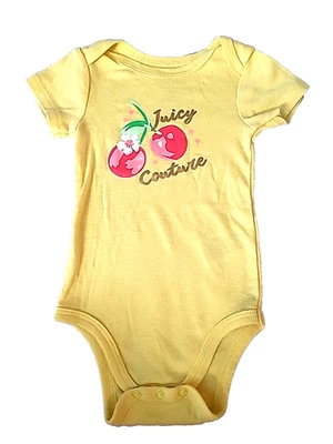 Juicy Couture Baby девочек боди 3-6 М желтый вишневый принт коротким рукавом повседневный - Изображение 1 из 4