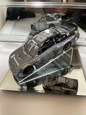 Dale Jr.#88 Nationwide Batman 2016 SS 1/24&1/64 - Image 1 of 4