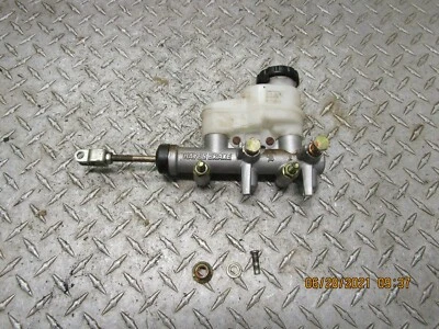 Cilindro maestro Arctic Cat Prowler XT650 671 Foto 1 de 4