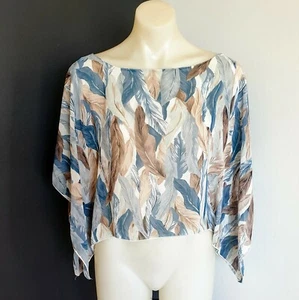 Women's size 10 'INTO FASHION' Gorgeous feather print dolman sleeve blouse top - Picture 1 of 7