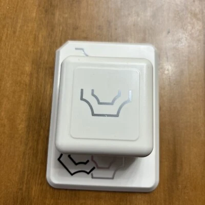 Martha Stewart Paper Punch All Over Page Cove Pattern Magnetic Punch - Image 1 of 4