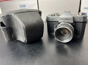 Vintage Yashica TL SLR 35mm Film Camera 50mm F2 Lens - Picture 1 of 24