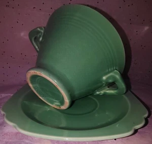 Vintage Homer Laughlin Sugar Bowl and Plate Harlequin Green Fiestaware HLC - Picture 1 of 16