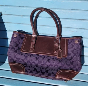 Bolso de mano COACH 11220 patrón de firma azul manijas marrones - Imagen 1 de 8