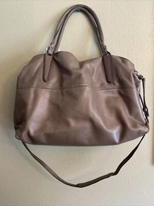 Vintage COACH NEW YORK CITY CASHIN Camel Leather. Some Scratches. See Pictures - Picture 1 of 11
