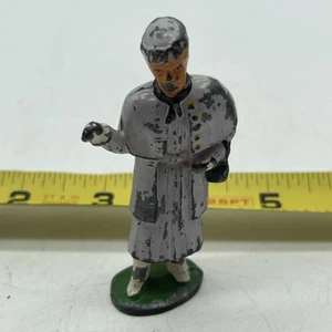 Vintage Marclay Toy Soldier Old Lady With Purse Passenger Made In USA - Picture 1 of 5