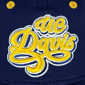 Cappello University of CA Davis Aggies ricamato blu scuro e oro cinturino regolabile nuovo con etichette - Foto 1 di 16