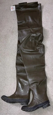 AVID Chest Waders Waist 48" Sz 9 Boot Rubber for Fishing Hunting - Image 1 of 4