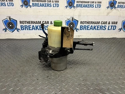 VW POLO 1.4 PETROL (2012) - POWER STEERING PUMP 6Q0423376 - Image 1 of 3