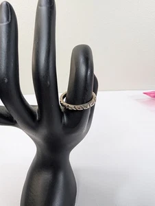 Vintage Designer Silpada Bali Style Sterling Silver Ring - Size 9 - Picture 1 of 5