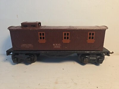 Vintage Lionel #1682 New York Central Tin Litho Prewar Caboose Train Car - Image 1 of 4