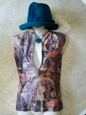 70s Vintage zip-up Magazine photo collage Top  - Image 1 of 4