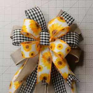 Arco de corona, otoño, girasoles, cuadros guinga, lino beige - Imagen 1 de 2