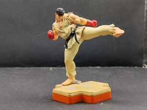 Totaku 4" Collectible Figure No. 24 Ryu Figure - Street Fighter - Good - Picture 1 of 4
