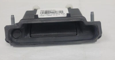 2017-23 克莱斯勒 Pacifica Liftgate 手柄释放按钮 原始设备制造商 Mopar 5RP06AXRAC — 第 1/4 张图片