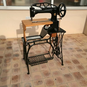 Ancienne et rare machine à coudre de Sellier / Bourrelier Singer 29 K fin XIXème - Photo 1/8