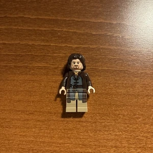 LEGO Aragorn The Lord of the Rings Minifig Lot The Battle of Helm's Deep 9474 - Picture 1 of 2