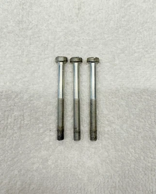 Tornillos de sujeción distribuidor de combustible Mercedes Benz W126 R107 V8 420sel 560sel 560sl Foto 1 de 2