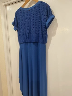 Vestido MC Planet azul com malha por cima tamanho T2 US8 - Imagem 1 de 4