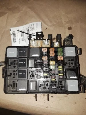 Fuse Box Engine Fits 17-19 TRANSIT 150 1014166 Foto 1 de 4