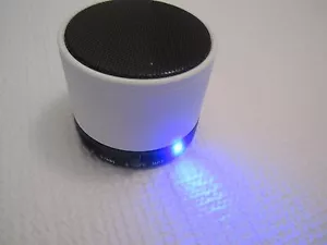 Wireless One Sound Tube Matrix Portable Speaker - White - Picture 1 of 10