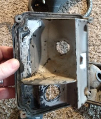 For 1975-1986 Chevrolet K5 Blazer Tail Light Housing Right 1979 5965774 E - Image 1 of 4