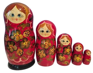 Hand-Painted Russian Matryoshka Nesting Dolls Set Of 5 Floral Design Glossy Red - Picture 1 of 17