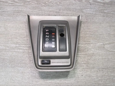 84-85 MAZDA RX7 FB A/T CENTER CONSOLE SHIFTER TRIM COVER 面板 原始设备制造商 — 第 1/4 张图片