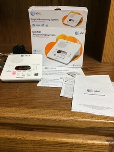 Sistema de contestador digital AT&T 1740 - Grabación de 60 minutos - Sello de hora/día - Imagen 1 de 6